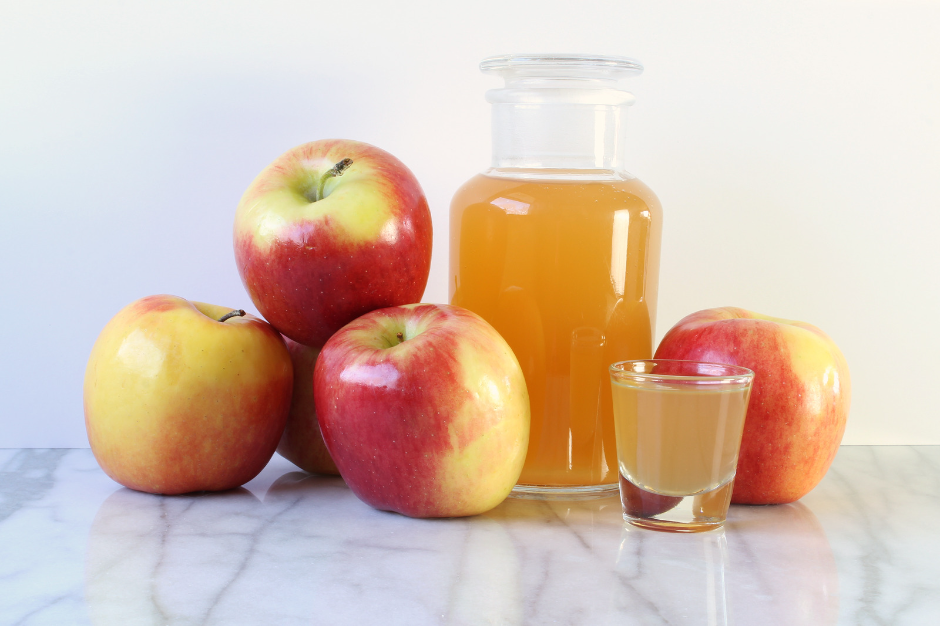 What You Should Know About Apple Cider Vinegar for Dogs
